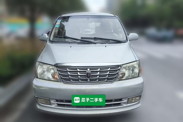 Used Jinbei Grace 2010 2.0L Ruixiang Luxury Version (Short Wheelbase) 1TR
