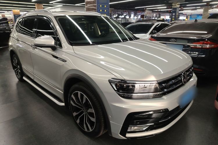 Used Volkswagen Tiguan L 2021 330TSI Automatic Two-Wheel Drive R-Line Flagship Edition
