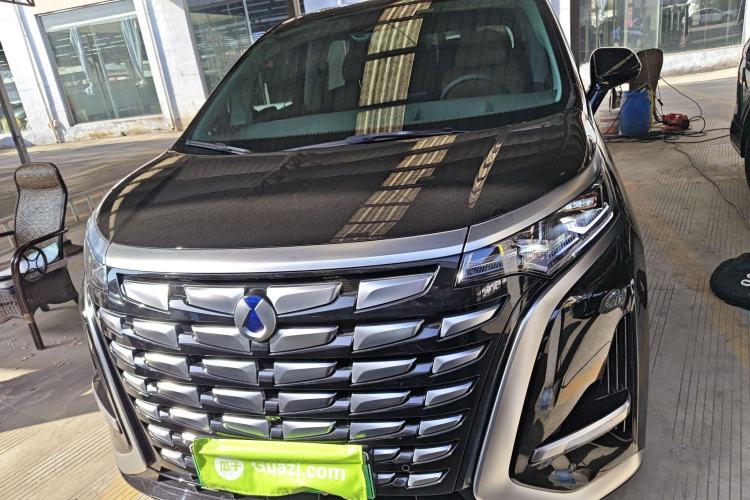 Used Denza D9 2022 DM-i 970 Four-Wheel Drive Prestige Model
