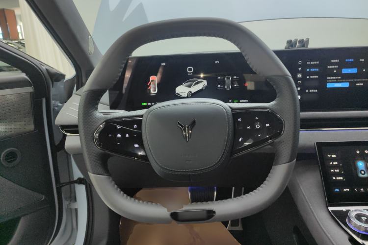 Used VOYAH PASSION 2023 Four-Wheel Drive Flagship Edition Steering Wheel
