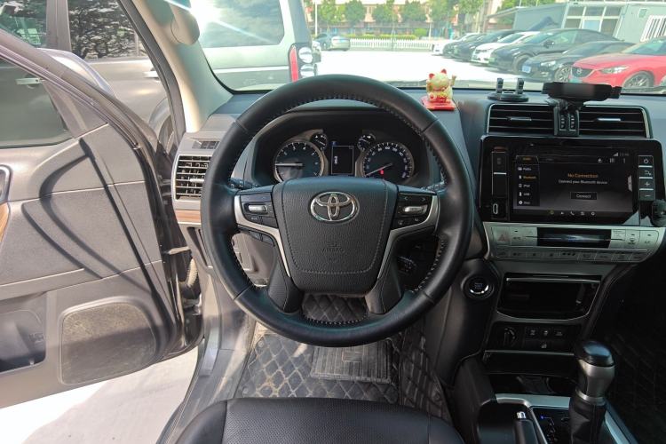 Used Toyota Prado 2017 4.0L U.S.-Spec Version 7 Seats