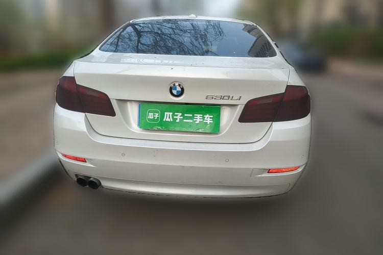 Used BMW 5 Series 2014 525Li Leading Model Rear