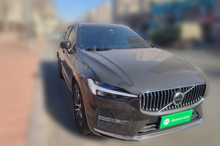 Used Volvo XC60 2025 B5 Four-Wheel Drive Smart & Advanced Luxury Edition Front Right 45 Deg