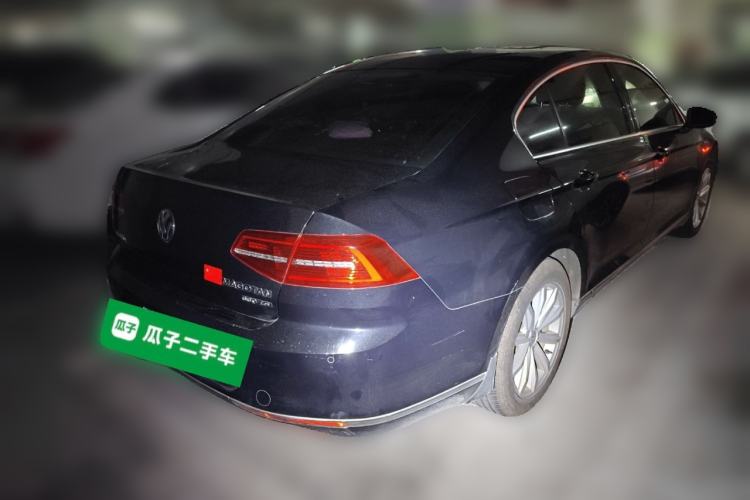 Used Volkswagen Magotan 2018 330TSI DSG Advanced Model Rear Right 45 Deg