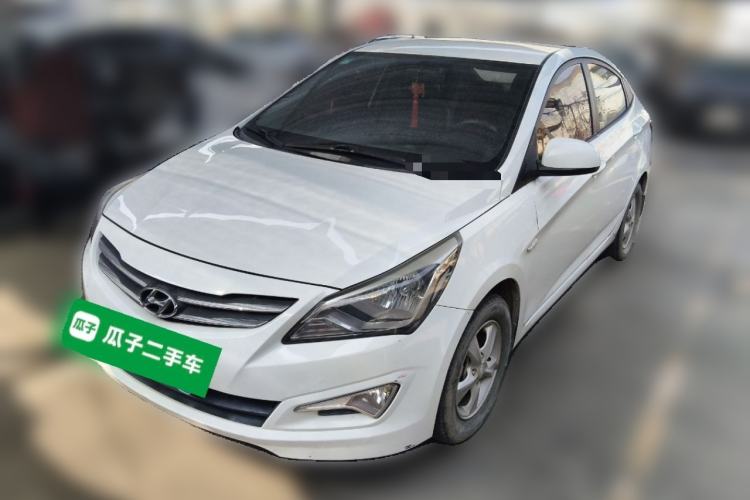 Used Hyundai Verna (older generation) 2014 1.4L Manual Smart GLS Trim