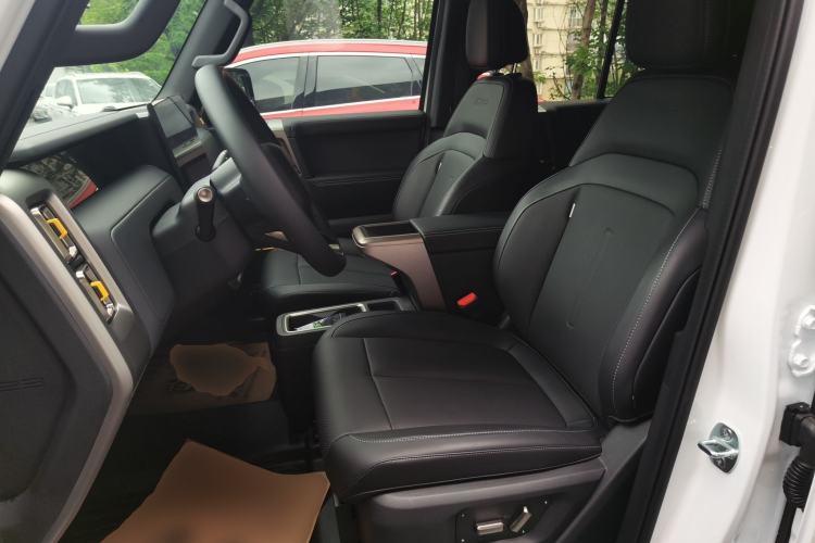 Used iCAR V23 2026 Model 550 Two-Wheel Drive Super Sports Edition Left Front Seat