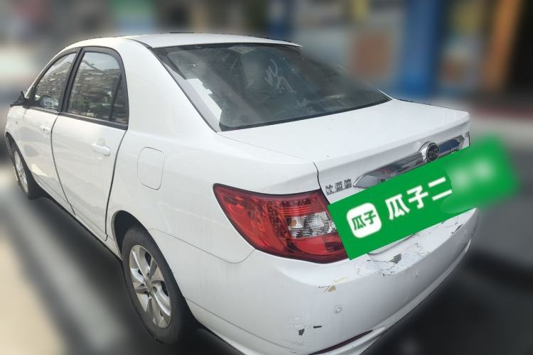 Used BYD F3 2015 Energy-Saving Edition 1.5L Manual Luxury Model
