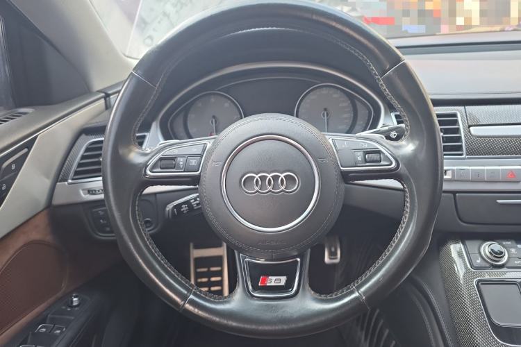 Used Audi S8 2013 S8 4.0TFSI quattro
