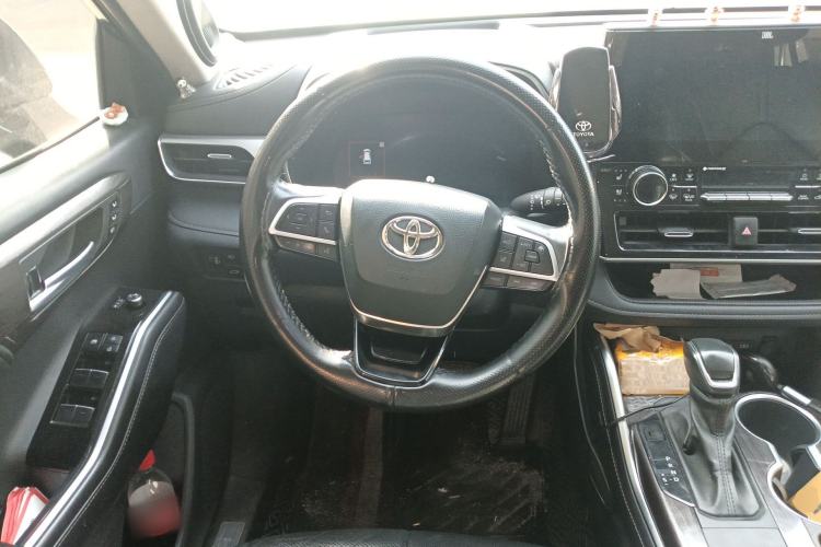 Used Toyota Highlander 2022 Dual-Engine 2.5L Four-Wheel Drive Supreme Edition 7-Seater Steering Wheel