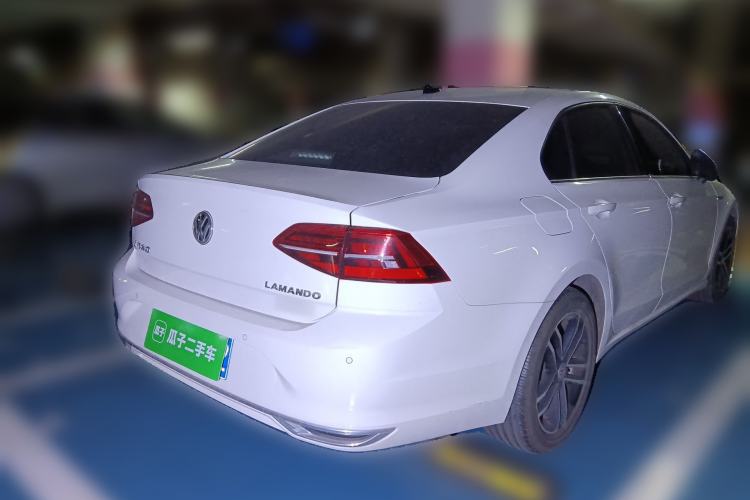 Used Volkswagen Lamando 2021 280TSI DSG Comfort Edition Rear Right 45 Deg