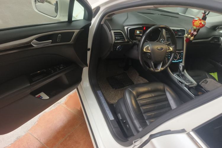 Used Ford Mondeo 2013 2.0L GTDi 200 Fashion Edition
