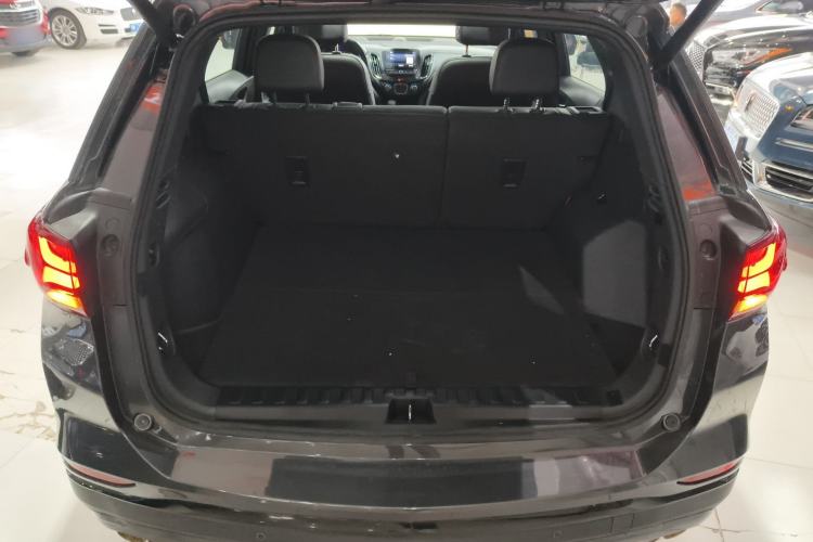 Used Chevrolet Equinox 2021 550T RS Four-Wheel Drive Intelligent Guardian Edition Trunk