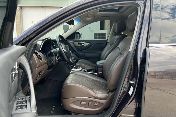 Used Infiniti QX70 2013 3.7L Standard Edition