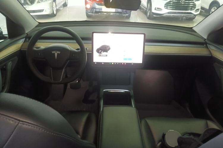 Used Tesla Model Y 2022 Rear-Wheel-Drive Version
