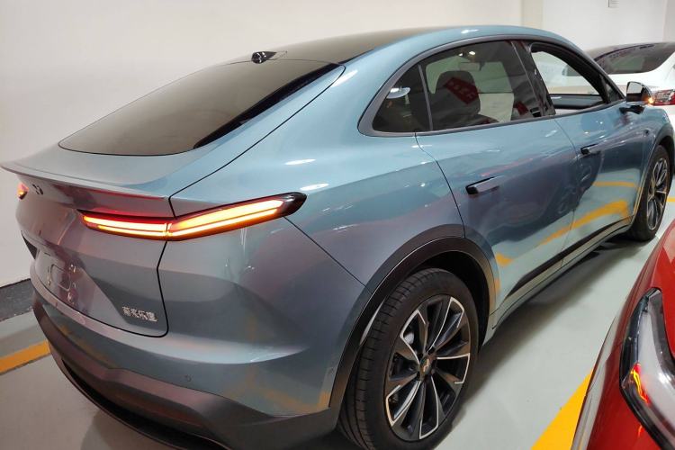 Used ONVO L60 2024 60 kWh Rear-Drive Version Exterior 5