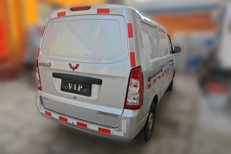 Used Wuling Rongguang S 2021 1.2L Standard Model Window-Sealed Car with Air Conditioning 2 Seats LSI