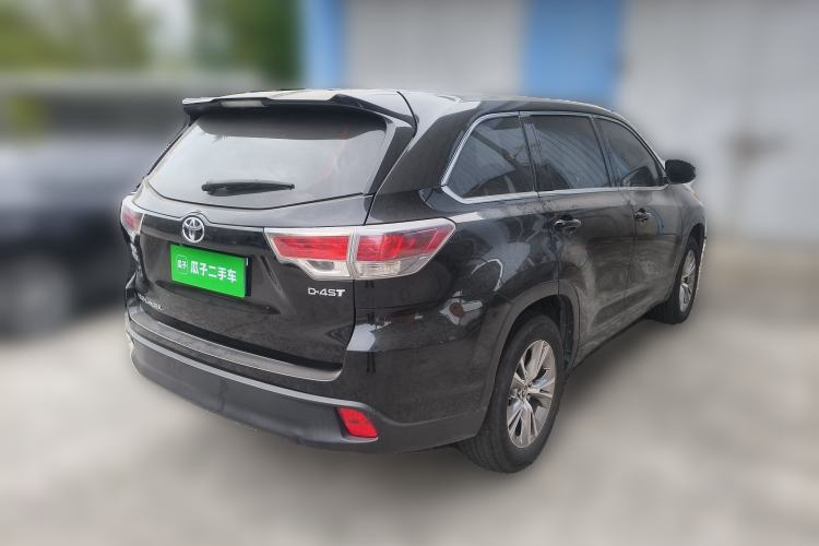 Used Toyota Highlander 2017 2.0T Two-Wheel Drive Elite Version 7 Seats