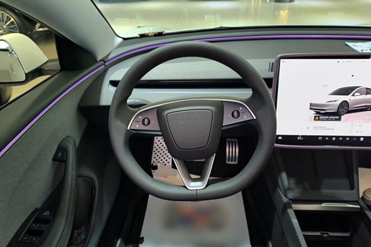 Used Tesla Model 3 2025 Rear-Wheel-Drive Version
