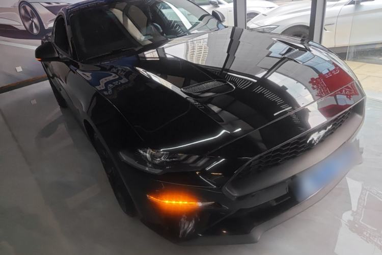 Used Ford Mustang 2020 2.3L EcoBoost Front Right 45 Deg