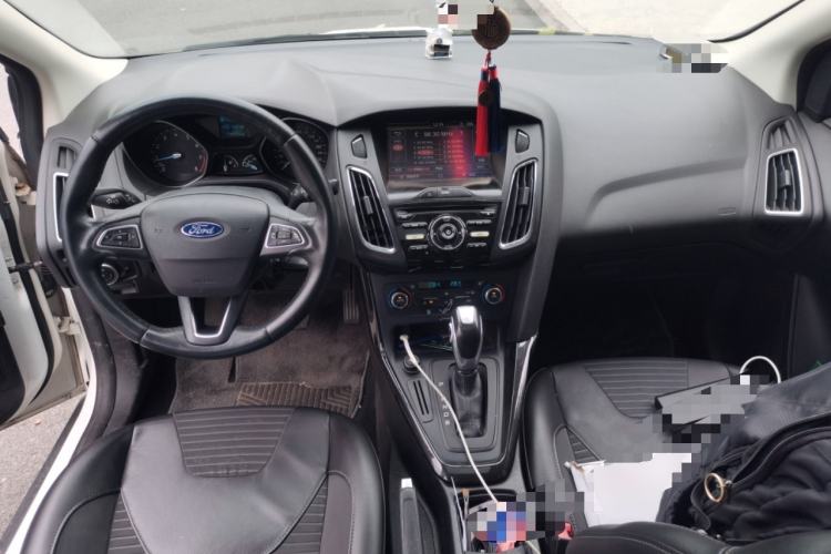 Used Ford Focus 2015 Sedan 1.6L Automatic Trend Model Center Console