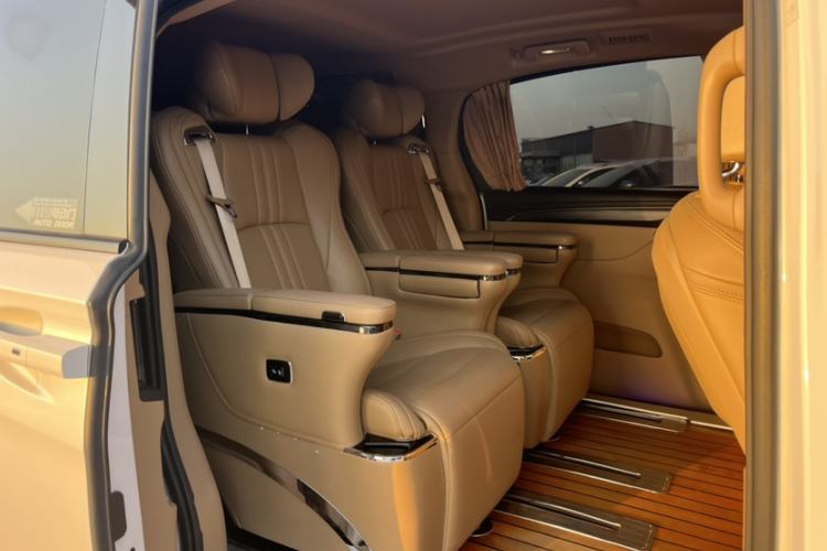 Used Buick GL8 2021 ES Land Cruiser 653T Luxury Edition