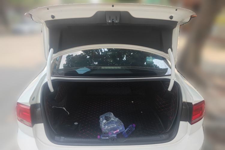 Used Volkswagen Lamando 2017 230TSI DSG Fashion Edition Trunk