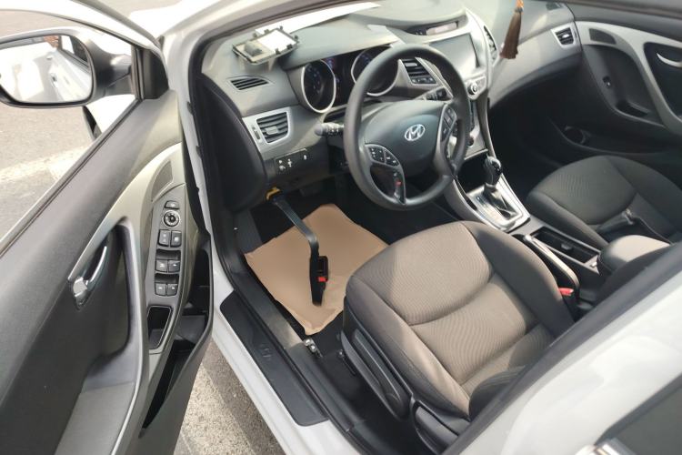 Used Hyundai Elantra (5th Generation / Langdong) 2016 1.6L Automatic Prestige Model