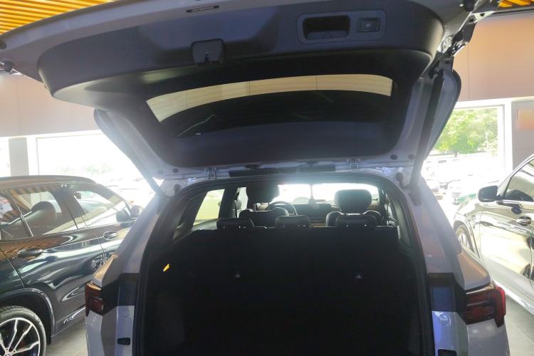 Used Ford Equator Sport New Energy 2025 Luxury Edition Trunk