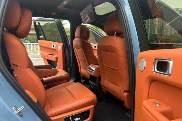 Used Li Auto L8 2023 Max model