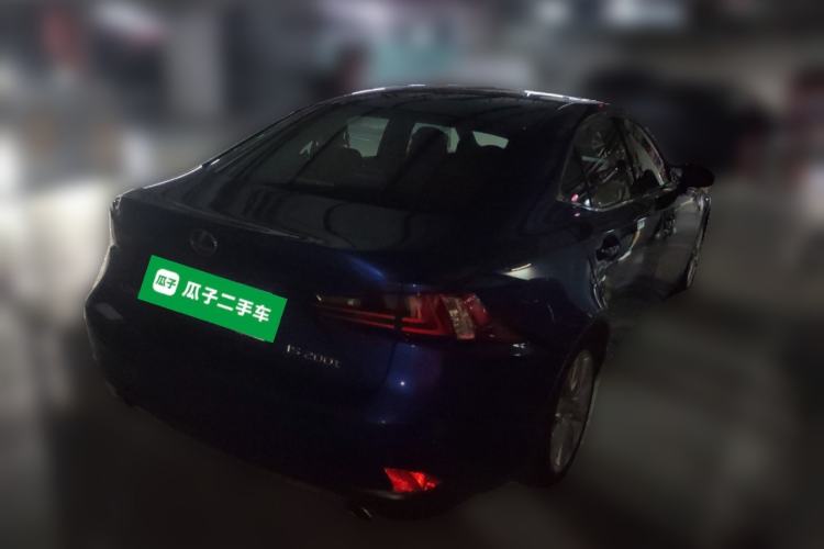 Used Lexus IS 2015 200t F SPORT
