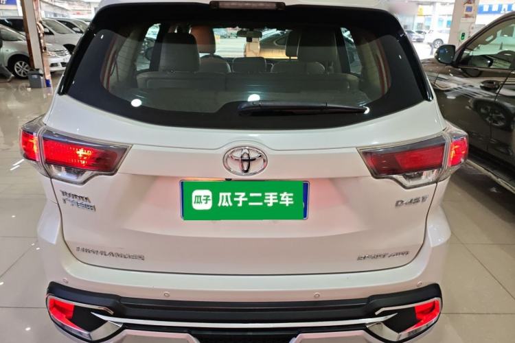 Used Toyota Highlander 2015 2.0T Four-Wheel Drive Luxury Edition 7-Seater
