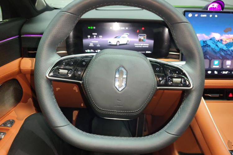 Used Hima AITO M5 2025 Extended-Range Ultra All-Wheel-Drive Version Steering Wheel