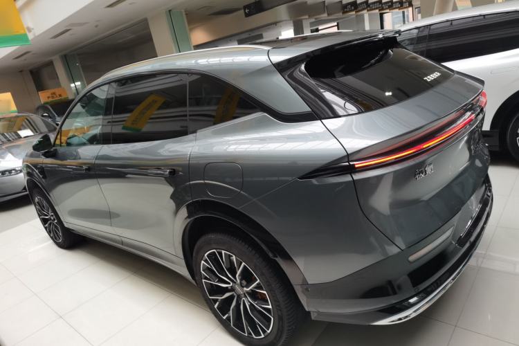 Used Zeekr 7X 2025 100kWh Long-Range All-Wheel Drive Intelligent Driving Version