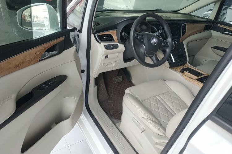 Used Buick GL8 2018 ES 28T Comfort Model China VI Standard