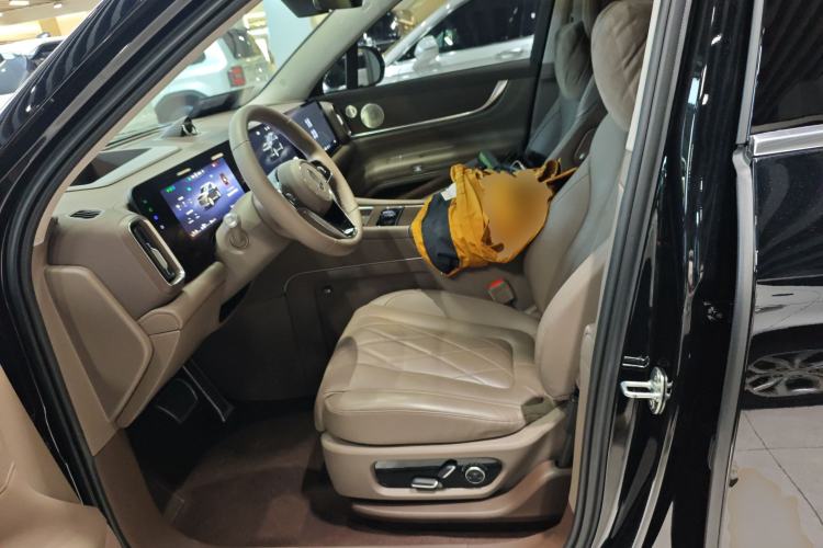 Used Hima AITO M9 2024 Range-Extended Ultra Version 52 kWh 5-Seater Model
