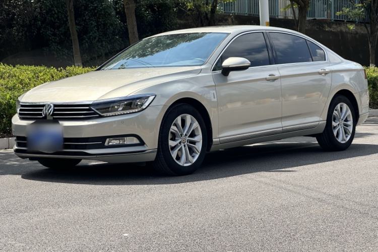 Used Volkswagen Magotan 2018 Facelift 330TSI DSG Luxury Model