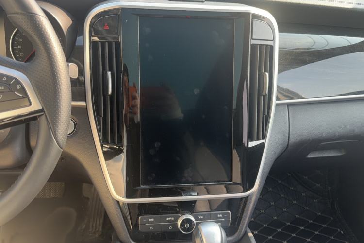 Used BYD Song MAX 2018 1.5T Automatic Smart Connect Elite Model with 6 Seats
