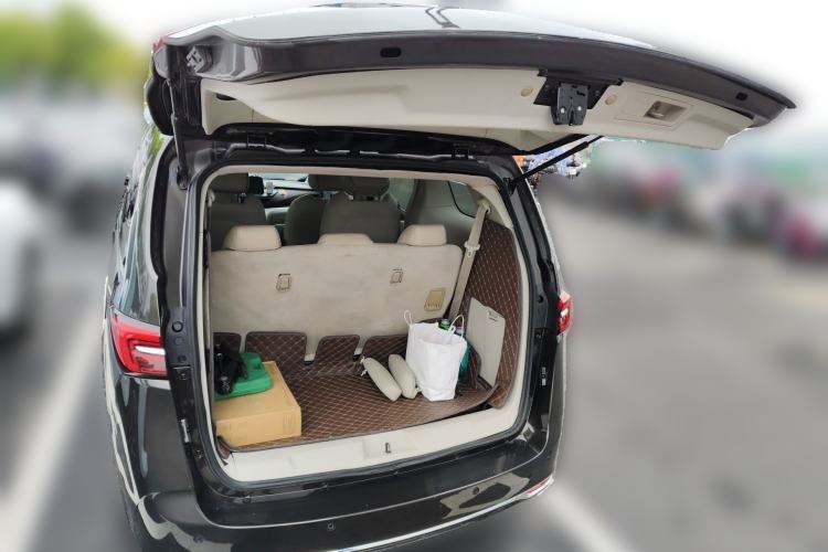 Used Buick GL8 2021 Land Cruiser Executive Class 652T Luxury Model Trunk