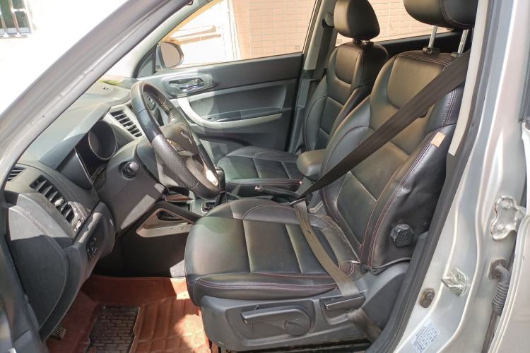 Used CHANGAN CS35 2014 1.6L Manual Luxury Model China IV Standard