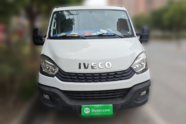 Used Iveco Eurocargo 2021 2.0T Manual Super-Rui Short Wheelbase Low-Roof Side-Hinged Door F1A
