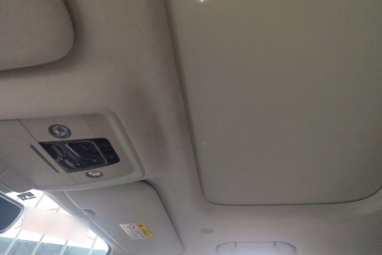 Used Denza D9 2022 DM-i 970 Four-Wheel Drive Flagship Model
