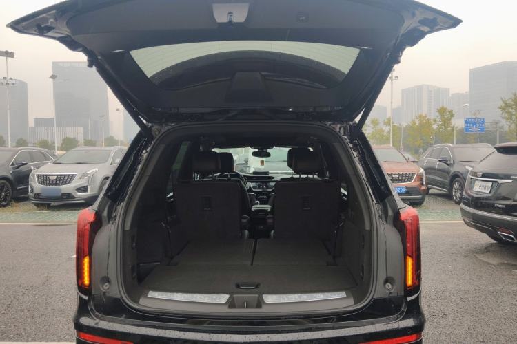 Used Cadillac XT6 2022 2.0T Six-Seater Two-Wheel-Drive Luxury Version
