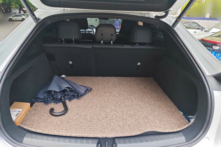 Used ONVO L60 2024 60 kWh Rear-Drive Version
