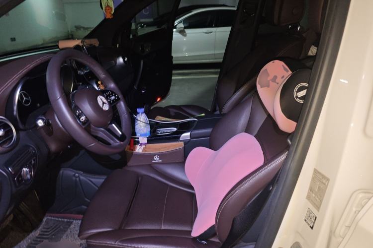 Used Mercedes-Benz GLC 2022 Refreshed GLC 260 L 4MATIC Dynamic Edition Left Front Seat