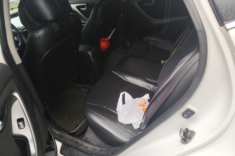 Used Hyundai Elantra (5th Generation / Langdong) 2015 1.6L Automatic Leading Model Left Rear Seat