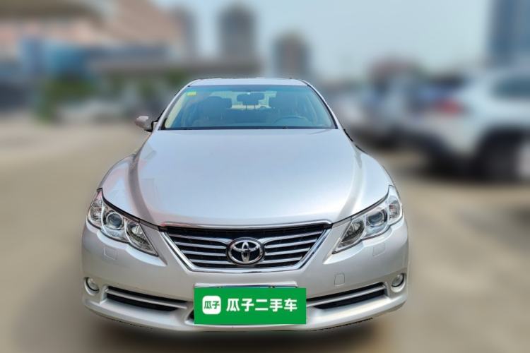 Used Toyota Reiz 2012 2.5V Fengdu Elite Stylish Edition Front