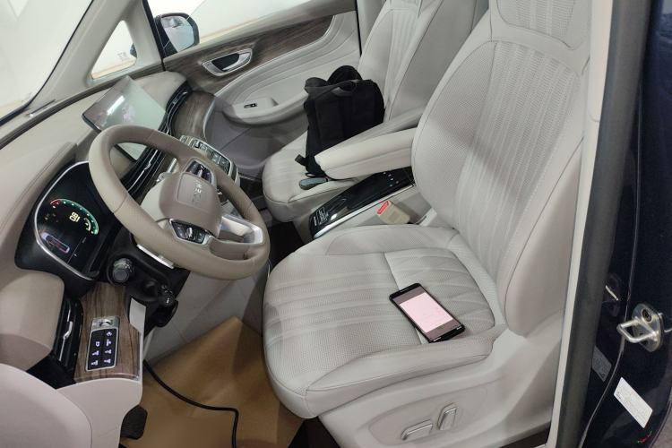 Used Roewe iMAX8 2023 400TGI Comfort Edition