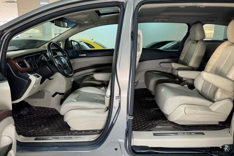 Used Buick GL8 2017 25S Prestige Version China V Standard
