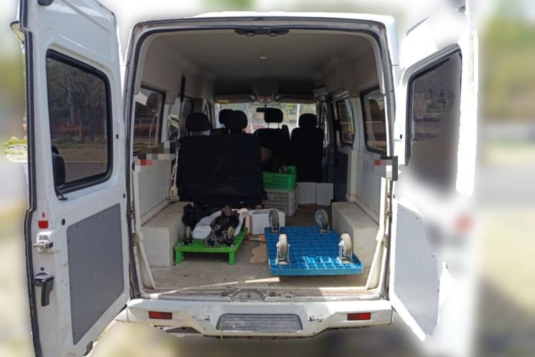 Used SAIC MAXUS Xintu V80 2019 2.0T Plus 6-Speed Manual – Aoyuntong Short Wheelbase Ultra-Low Roof 5/6-Seater