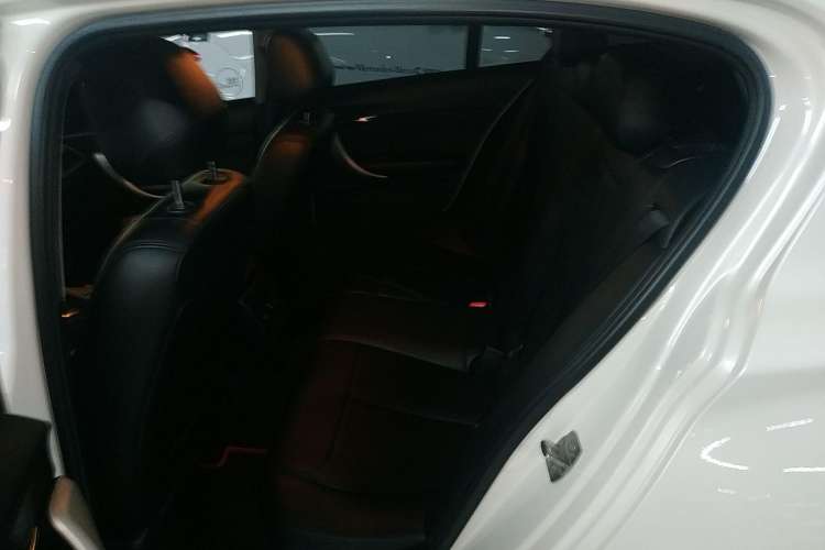 Used BMW 1 Series (Import) 2013 Facelifted 118i Leading Edition